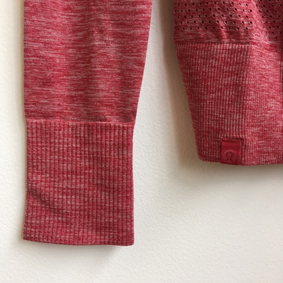 Lululemon Silverescent Long Sleeve - Picture 5 of 5